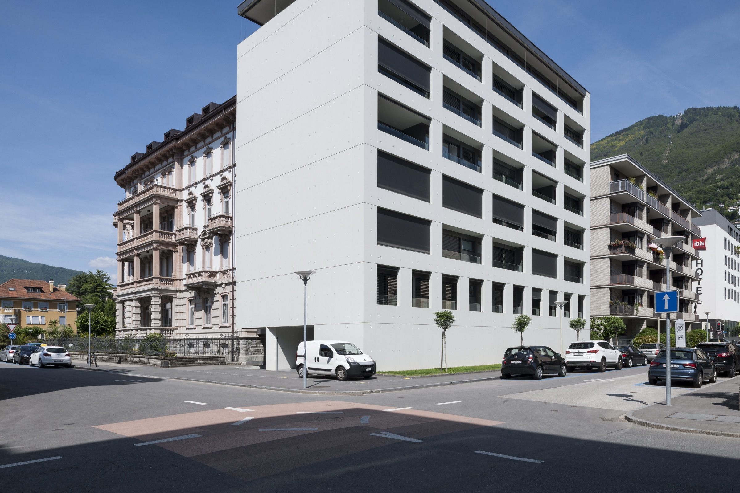 Edificio urbano — 2